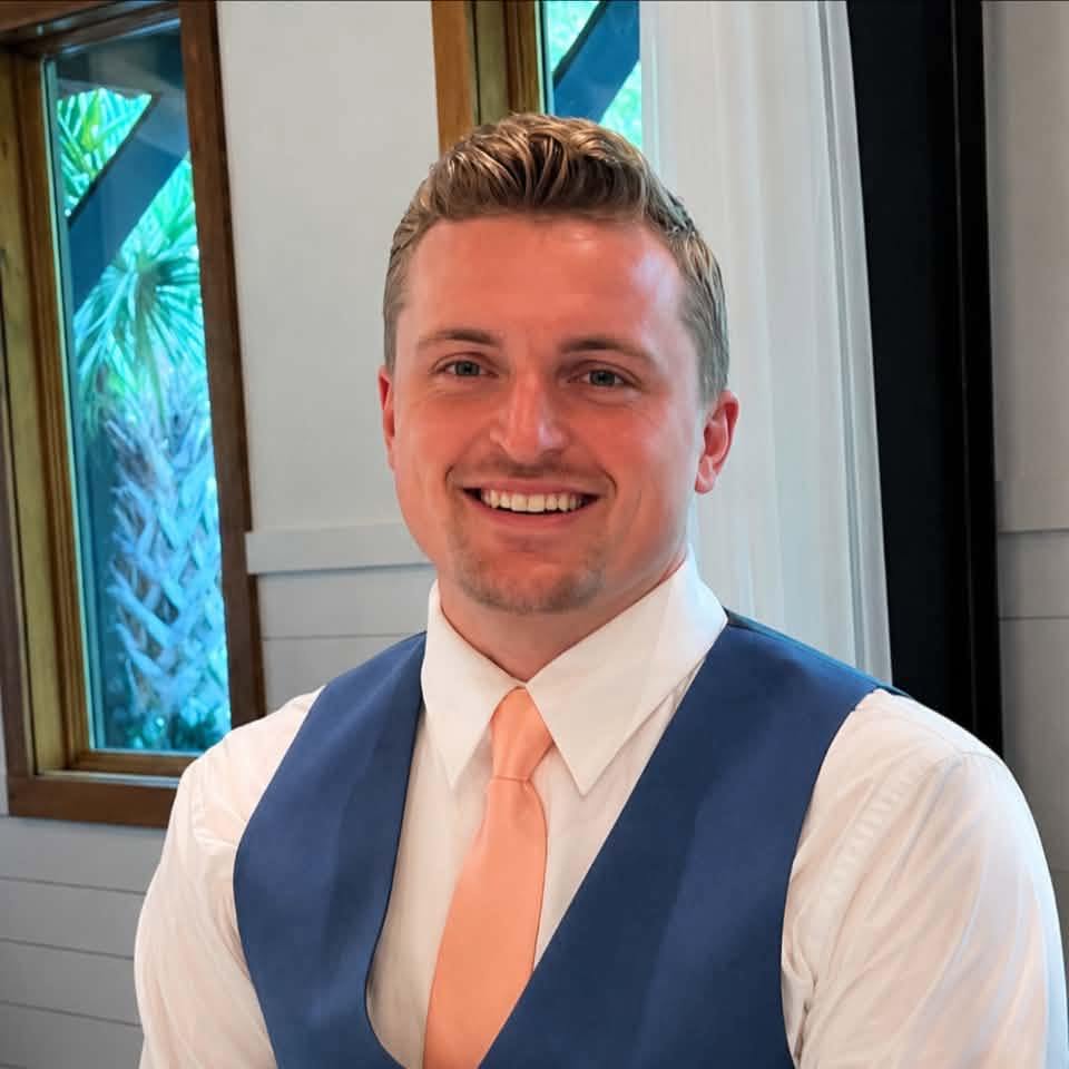 Craig Wallace, founder of Top Recommends, who conducts the Sit & Lit interviews